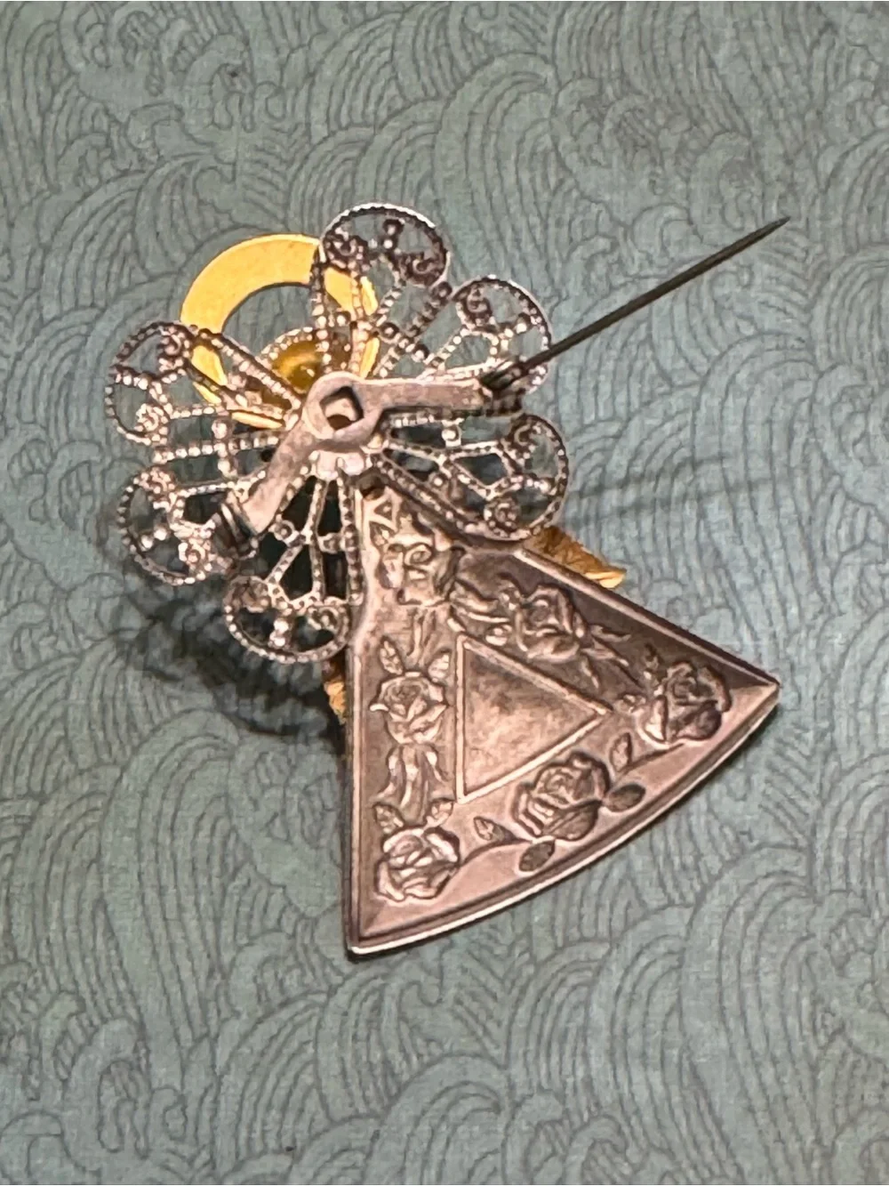 VINTAGE ANGEL BROOCH PIN